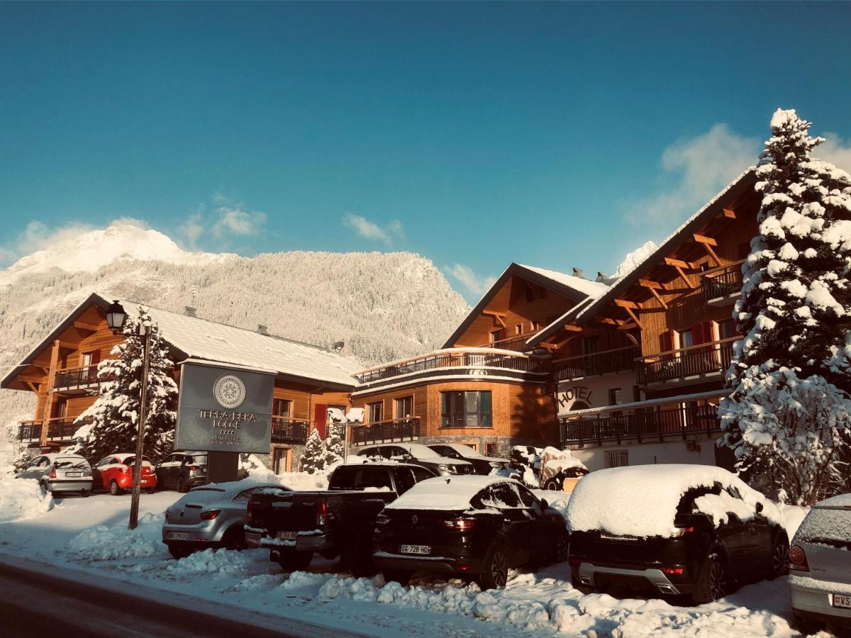 Terra-Beka Lodge Abondance Екстериор снимка
